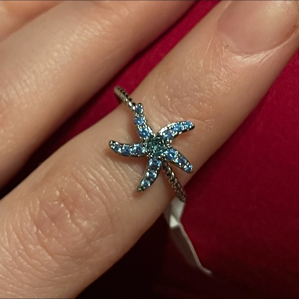 FJ Swarovski Crystal Starfish Ring